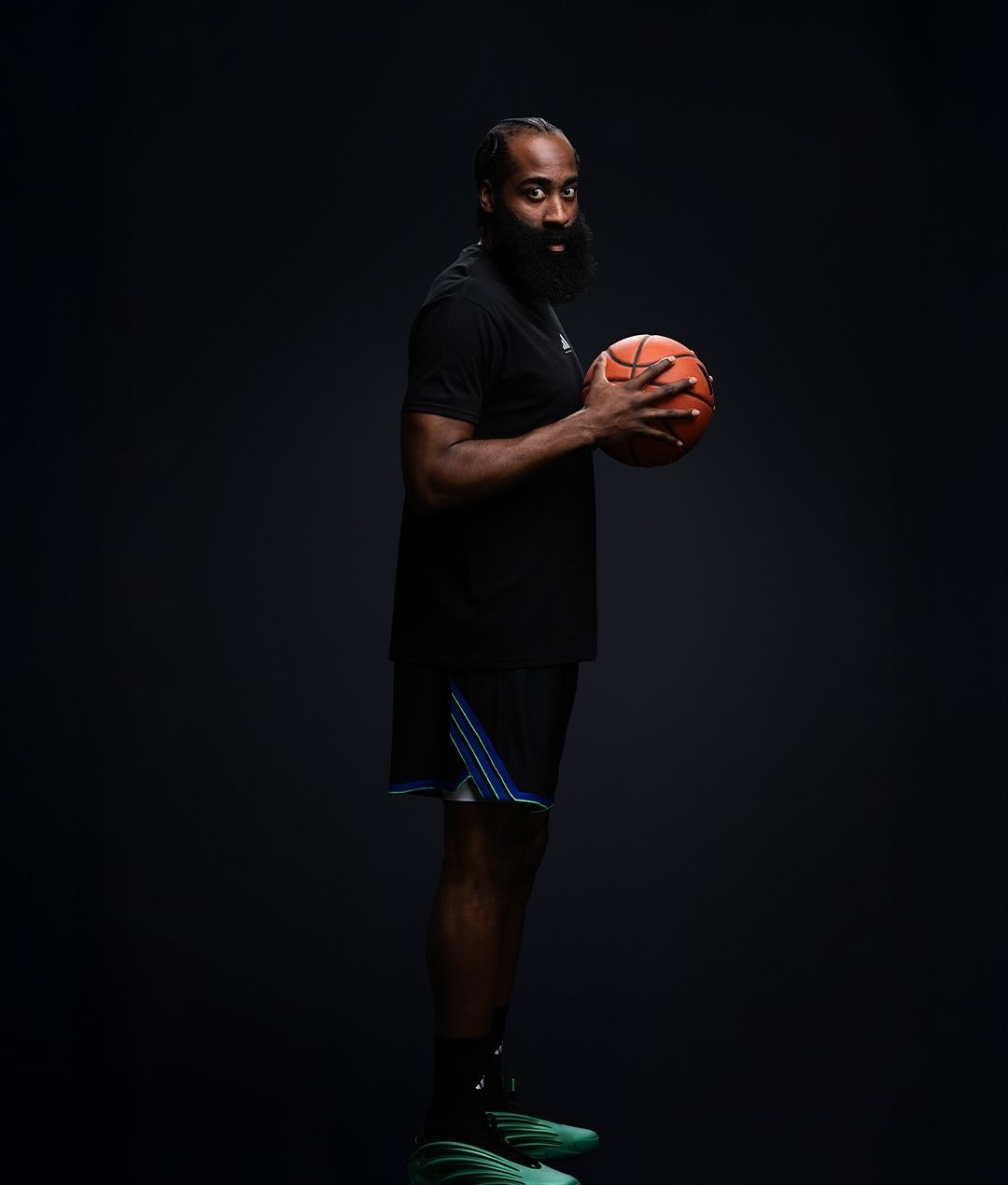 多米入口 -包含洛杉矶快船发布备战花絮;冲刺阶段造点机会;法联杯任务艰巨;纪律约束更严格的词条