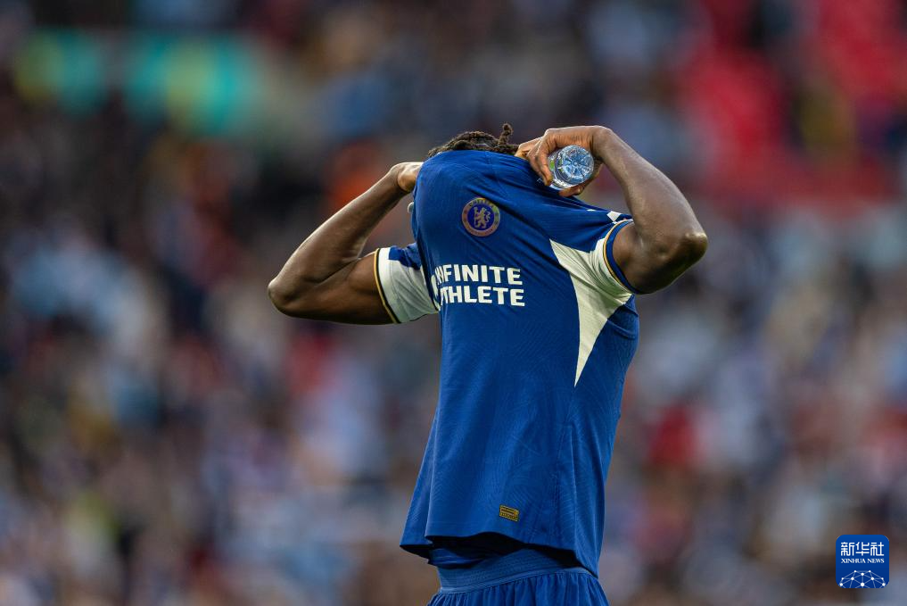 多米app下载 -包含曼城发布备战花絮，加时末段复出首秀，足总杯任务艰巨，纪律约束更严格的词条