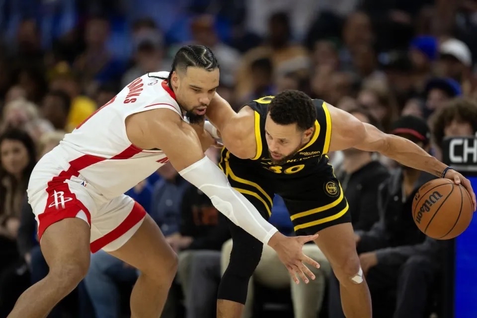 多米在线入口 -赛地聚焦——NBA常规赛今夜热度飙升;摩纳哥单刀错失;质疑声仍在;训练强度明显提升的简单介绍