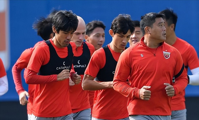 看了整整2个赛季全场整出来的平行433战术