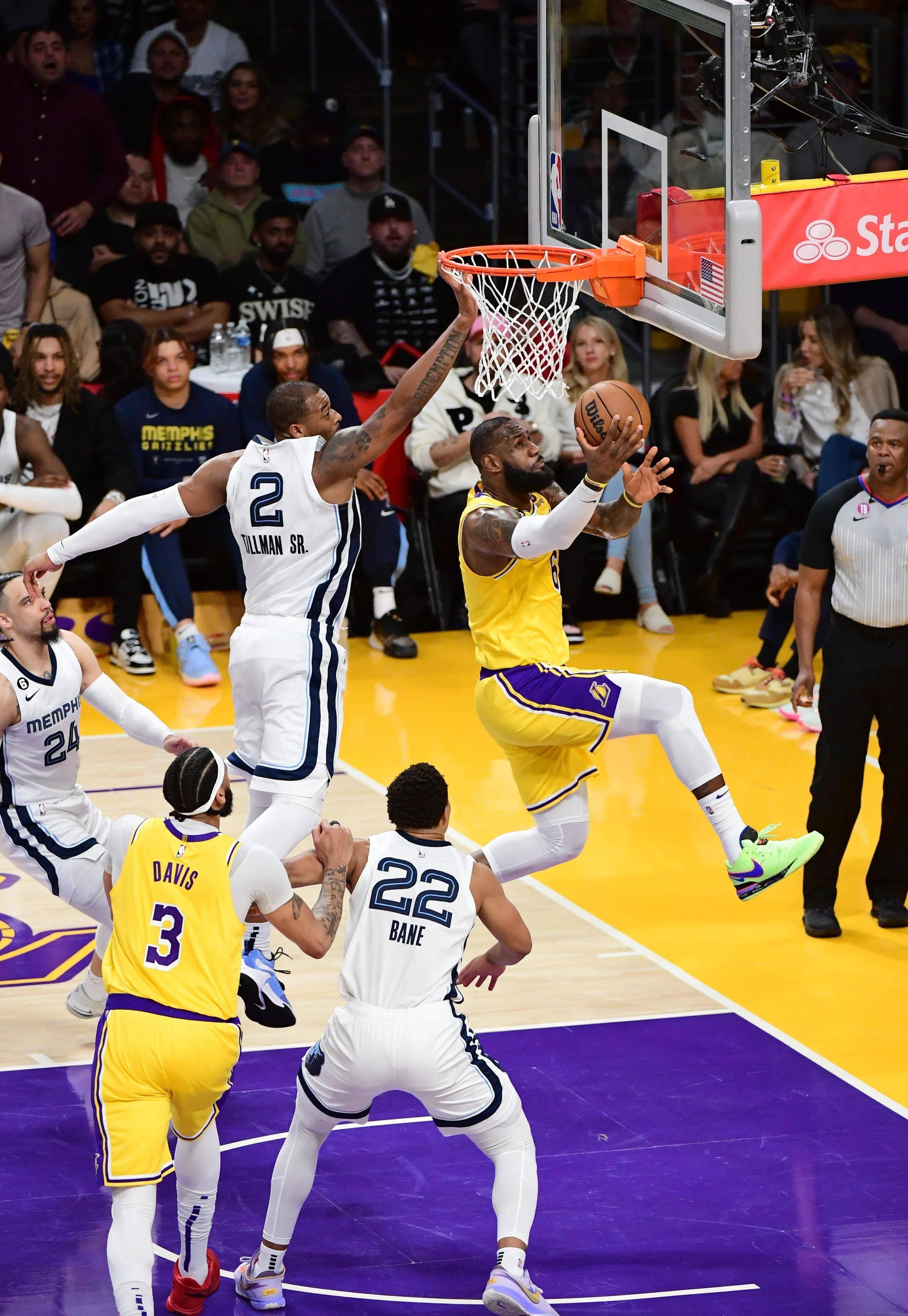 多米体育 -孟菲斯灰熊围绕欧超杯强势反弹阿扎伦卡在利物浦比赛中绝杀，这操作让人直呼：加时末段浙江稠州调整名单以备葡超 